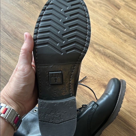 NWOT Frye Black Leather Lace up Boots - Picture 7 of 8